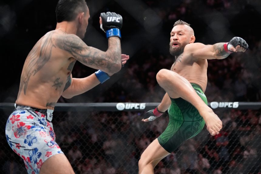 Conor McGregor's Comeback Ends Six Seconds In With Concerning Right Knee Injury