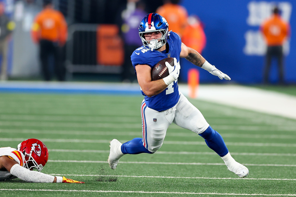 Best NFL Player Props for Week 7: Win Prop Bets with the SIC Player Edge