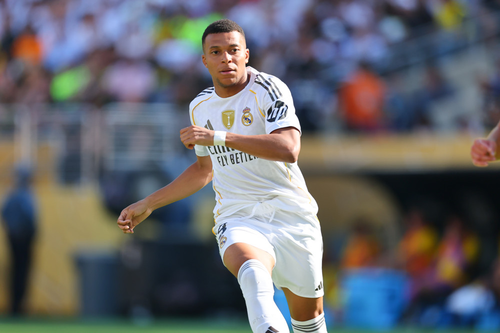 Kylian Mbappé Knee Injury: How a Reported Wrong-Leg MRI Error May Have Happened - Expert Analysis