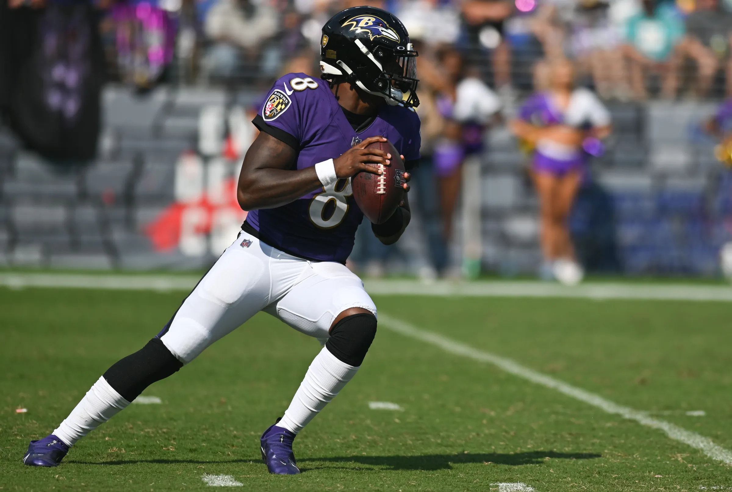 Lamar Jackson Exits After Halftime With Left Ankle Injury, Questionable to Return