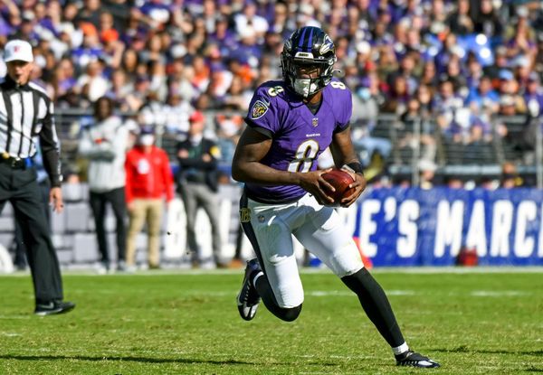 Lamar Jackson Injury: Is His Elbow Sleeve Something to Worry About?
